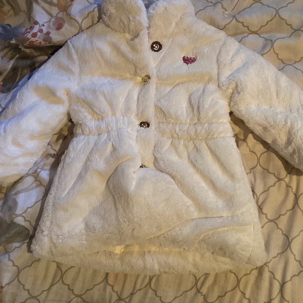 Kids 2T juicy couture, never warn, and super stylish